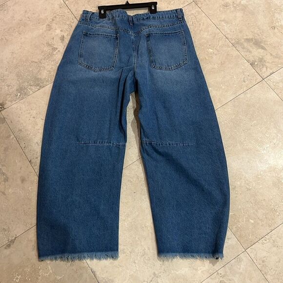 BWT Barrel Jean Wide Leg Denim - Picture 12 of 12